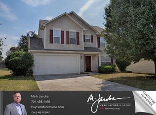 132 Bosburg Dr, Mooresville, NC 28115
