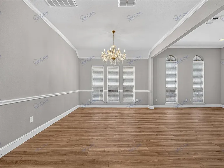 305 Brazil Dr — Photo 7
