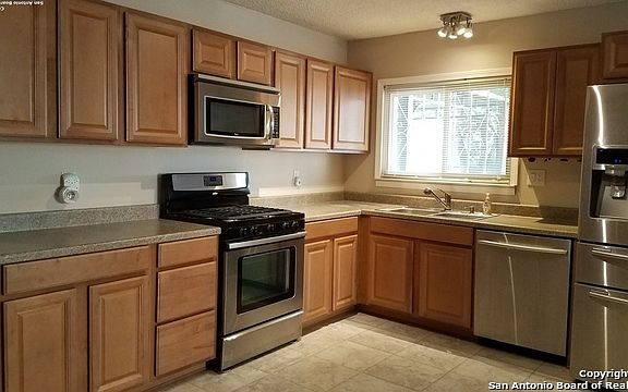 2nd image of 3311 Lake Tahoe