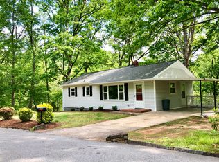 76 McDonald St, Tryon, NC 28782