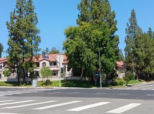 23215 Sherman Way UNIT B, Los Angeles, CA 91307