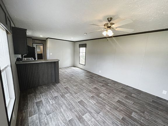 3rd image of 515 Tom Mann Rd Lot 9