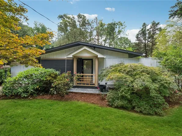 2010 Glenroy Dr SE, Smyrna, GA 30080