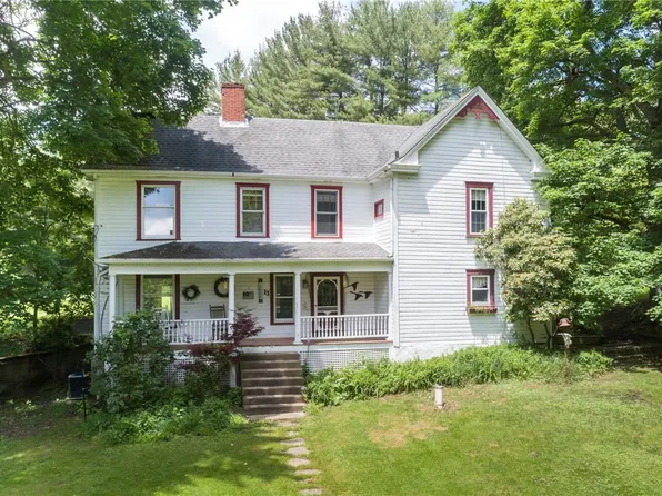 13 Penn Hill Rd, Prosperity, PA 15329