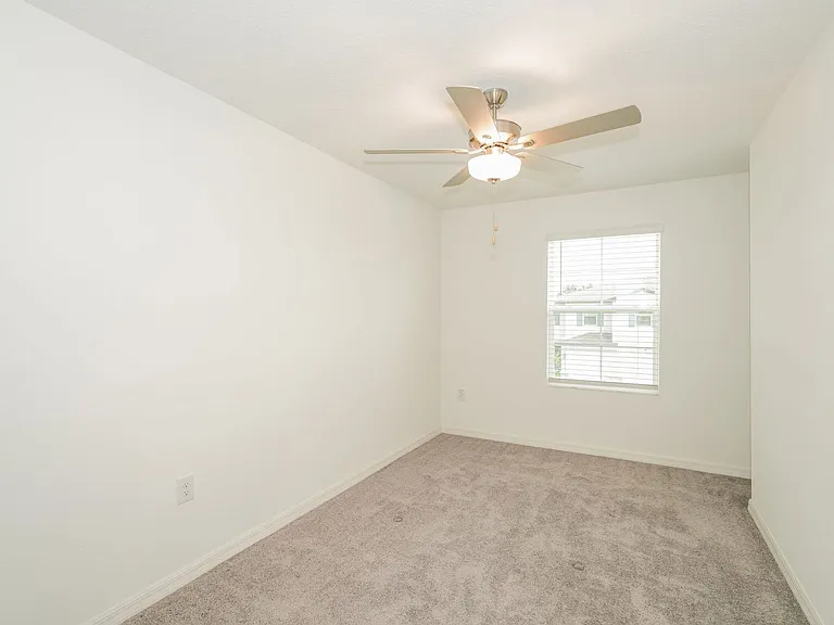6031 Acara Ln — Photo 15