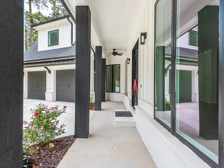 4056 Ashford Dunwoody Rd #1 — Photo 49