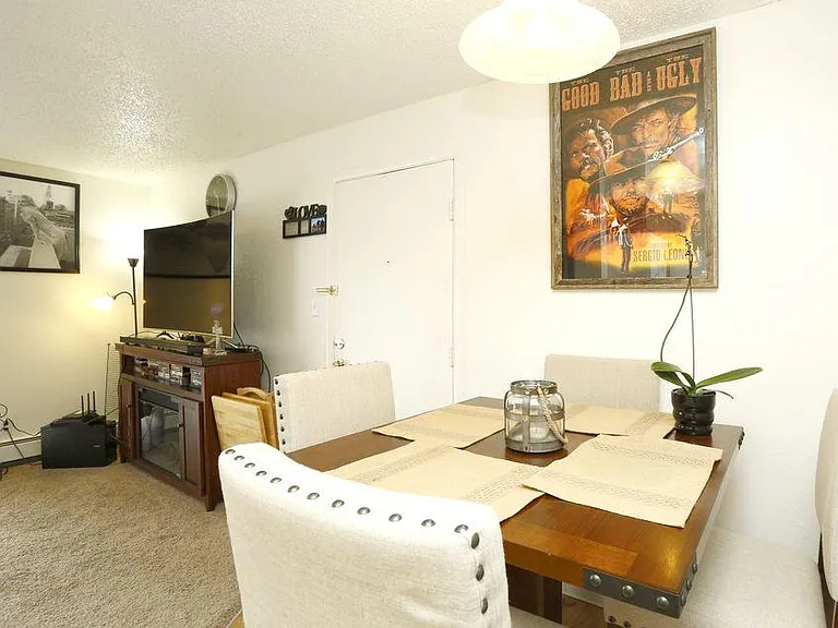 Flatirons Park Apartments — Photo 7