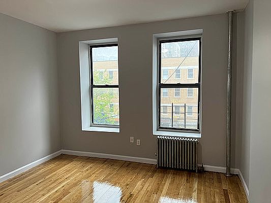 1st image of 2173 3rd Ave