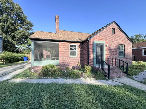 113 Halifax St, Suffolk, VA 23434