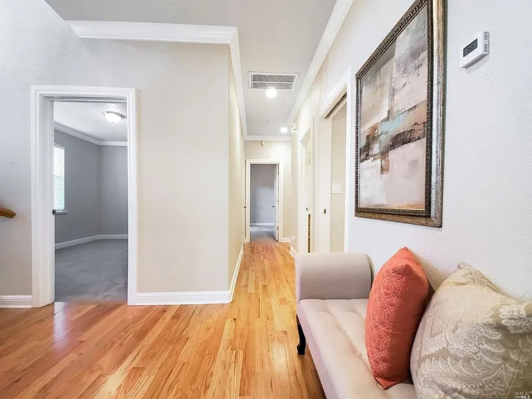 735 El Paseo Dr — Photo 14