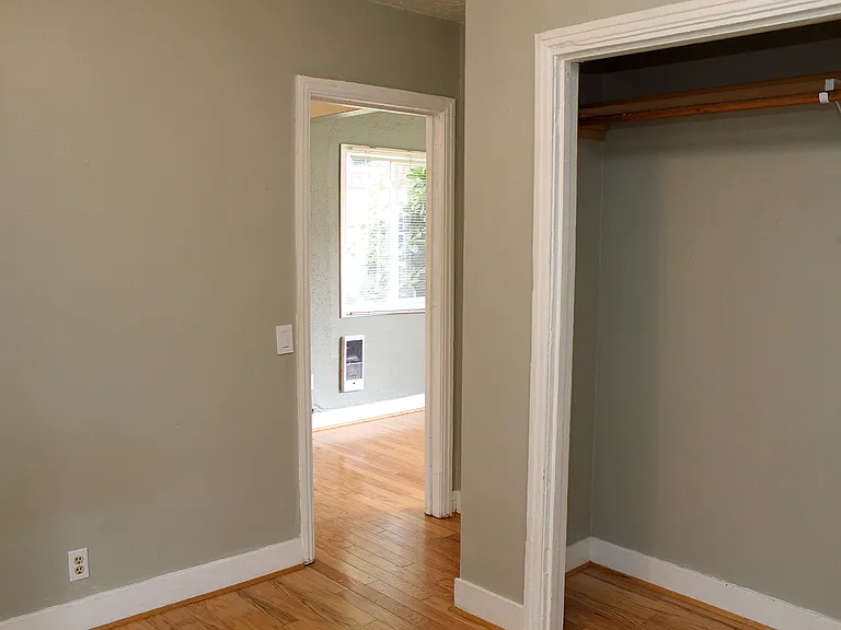 1007 NE Tillamook St #5 — Photo 11