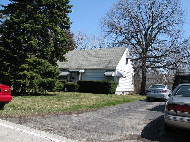 2nd image of 3129 Sandra Ave