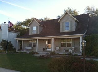 414 Abraham Ave, Kouts, IN