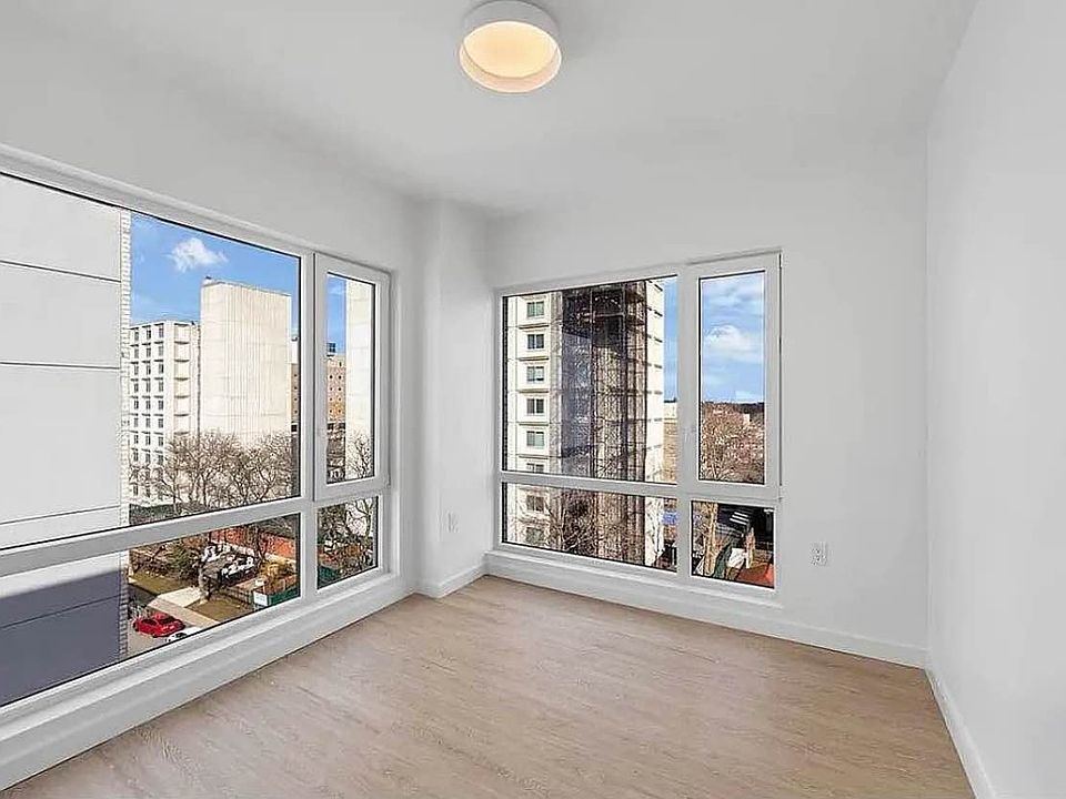 1st image of 333 Linden Blvd APT 4F