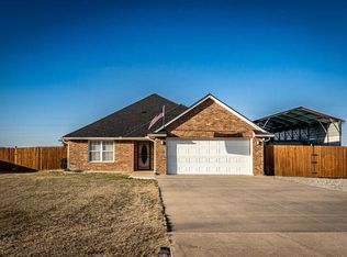 22 SW Bradford Ln, Lawton, OK 73505