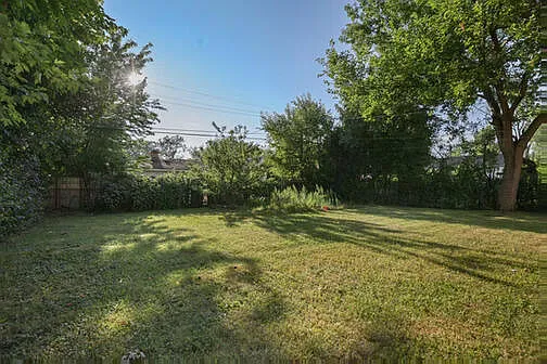 24281 Condon St — Photo 22
