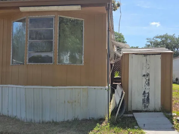 2882 Red Oak Cir, New Smyrna Beach, FL 32168