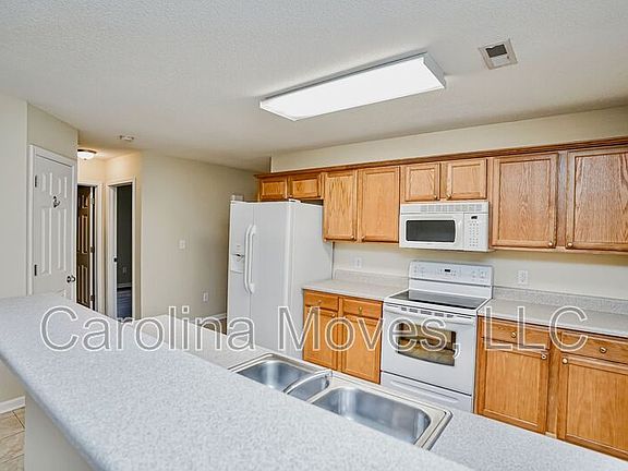 5th image of 524 Seays Crest Dr