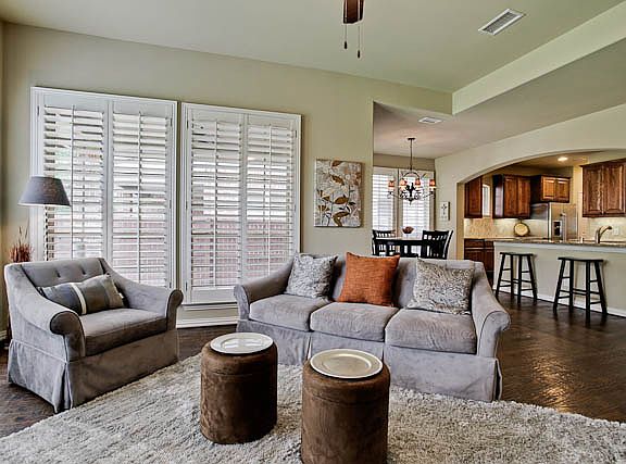 3rd image of 3433 Beaver Creek Ln