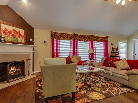 5th image of 6410 Canyon Pointe Ln