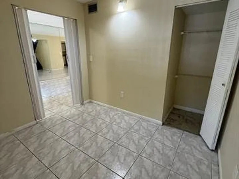 5232 SW 122nd Ter #Townhouse 5232 — Photo 10