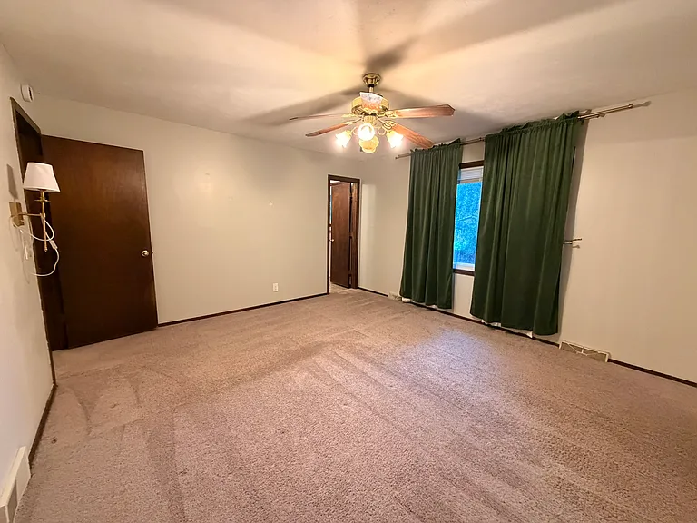 904 Kountze Memorial Dr — Photo 18