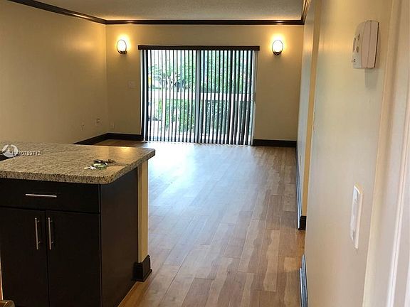 4th image of 7920 Camino Real #210
