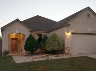 231 Sunnyside Dr, Kyle, TX 78640