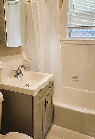 24 Akron St #2 — Photo 4