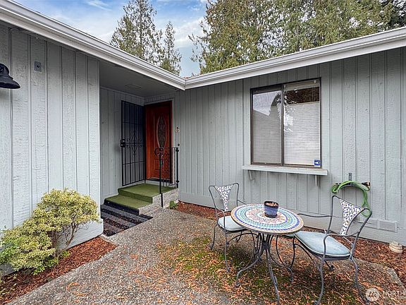 4th image of 137 Hilltop Drive #A
