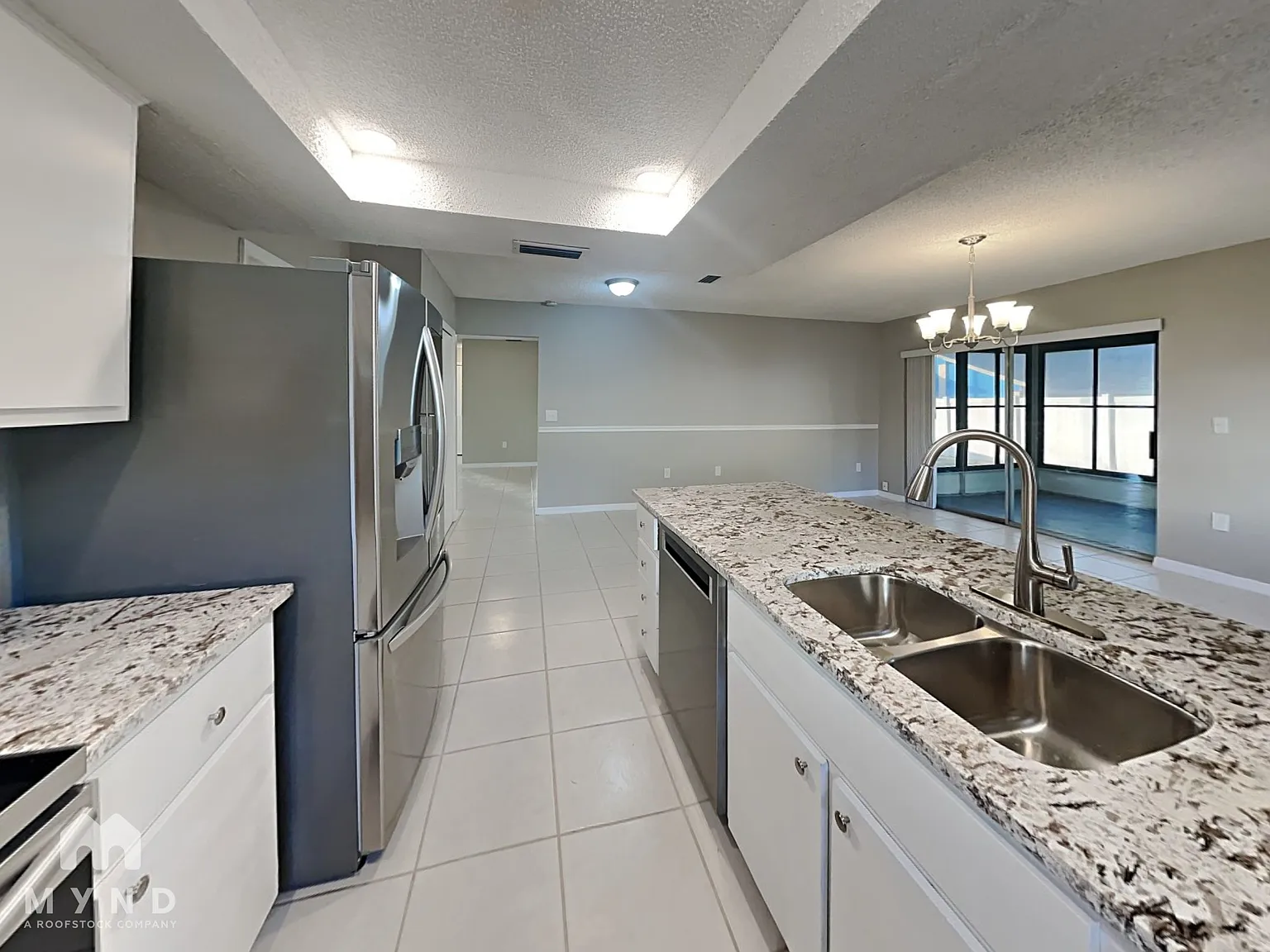 3 bed, 2.0 bath, 1595 sqft, $1,995 — Photo 4