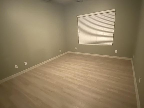 4th image of 705 Murphy Ave #3