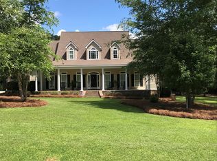 155 Silverwood Ct, Moultrie, GA 31768