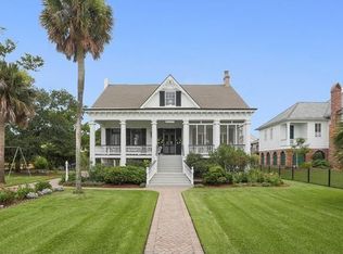 1815 Lakeshore Dr, Mandeville, LA 70448