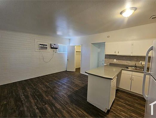 2nd image of 1032 S Mariana St APT 4