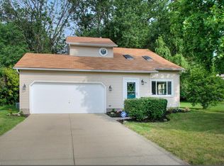 745 Ericston Ct, Painesville, OH 44077