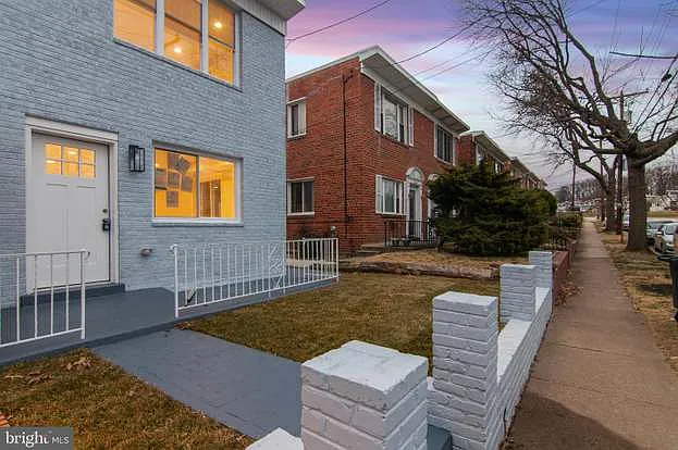 5032 13th St NE — Photo 7