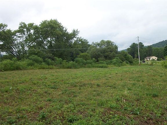 4th image of 1799 County Highway 18