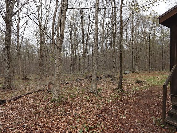 5th image of 2985 Potter Rd