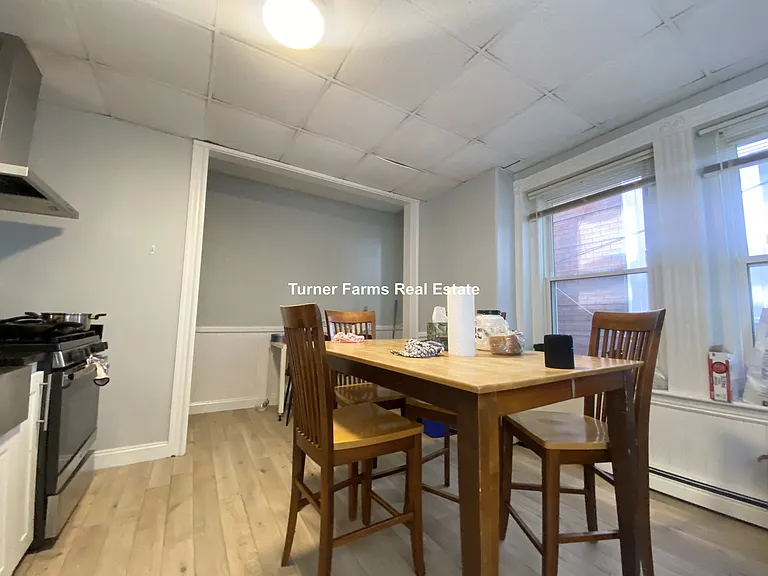 147 Columbia St #22L — Photo 28