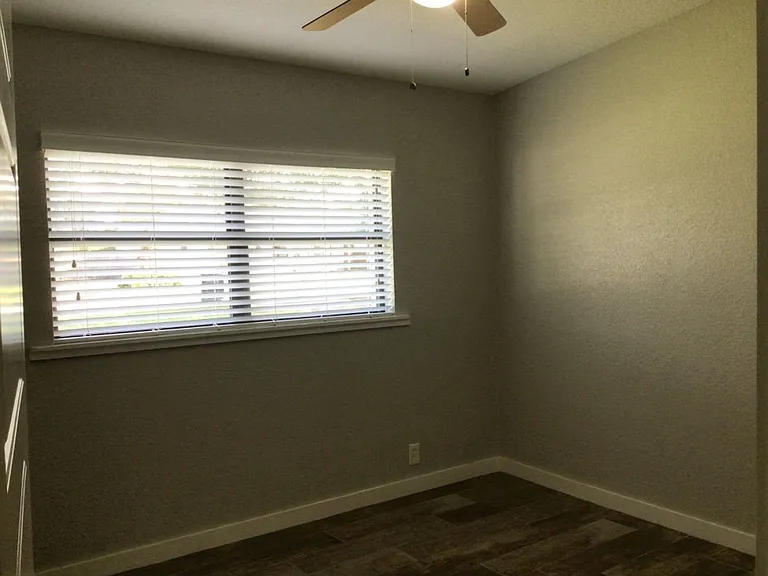 520 Sunrise Dr — Photo 11