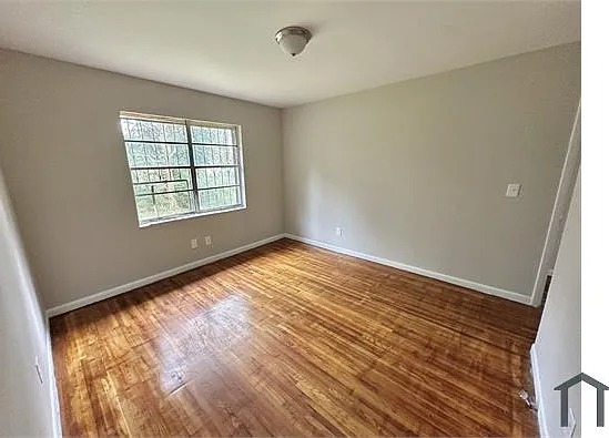 5301 Main St — Photo 5