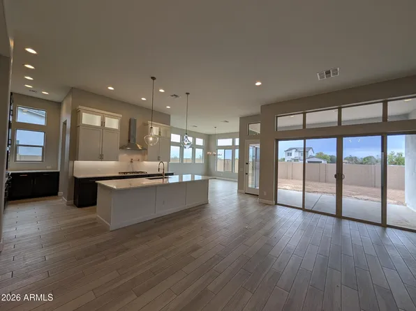2892 E PICUAL Avenue, San Tan Valley, AZ 85140