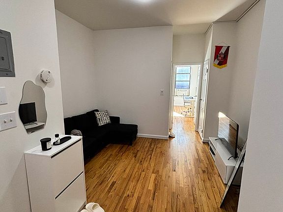 5th image of 113 E 102nd St APT 4B