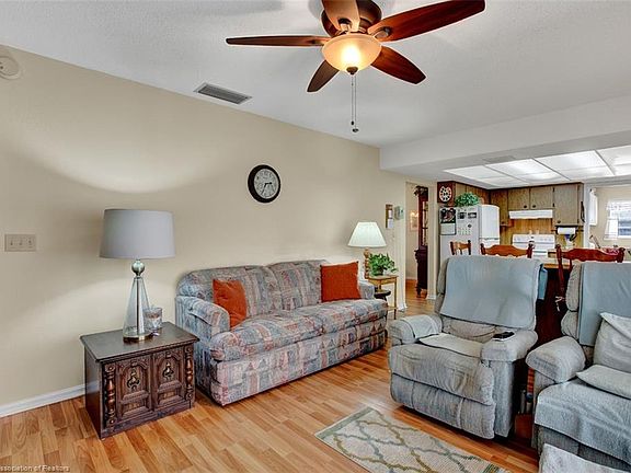 5th image of 1738 Tayloe Ln