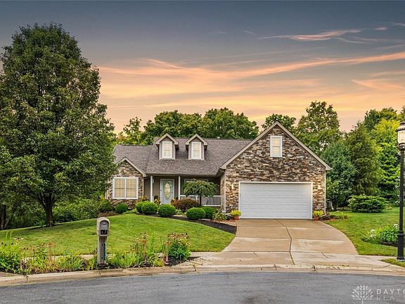 2nd image of 5217 Taylor Lake Ln