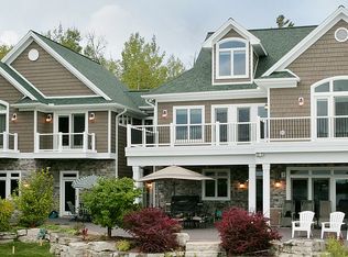 7800 Indian Trails Dr, Charlevoix, MI 49720