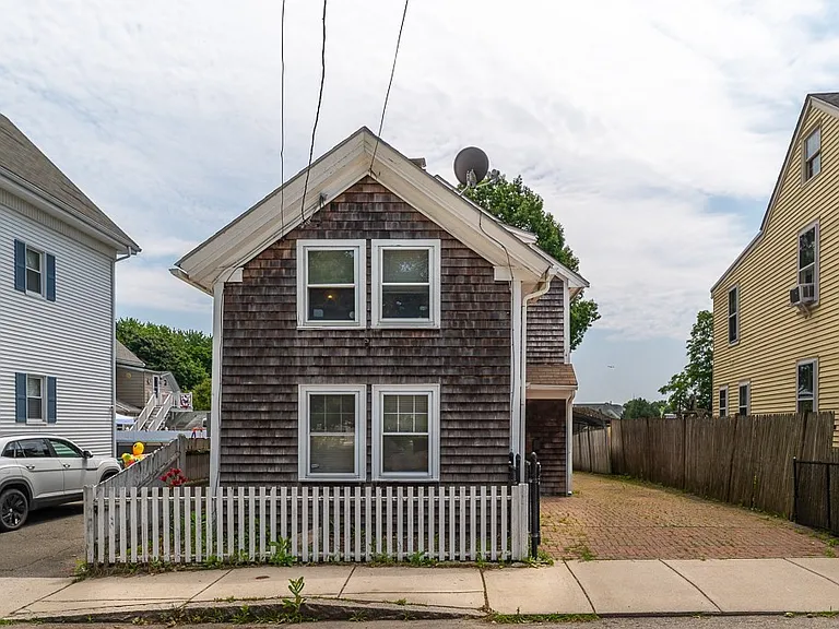 7 Derby St #0 — Photo 2