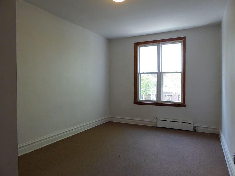 1st image of 2233 36th St #1