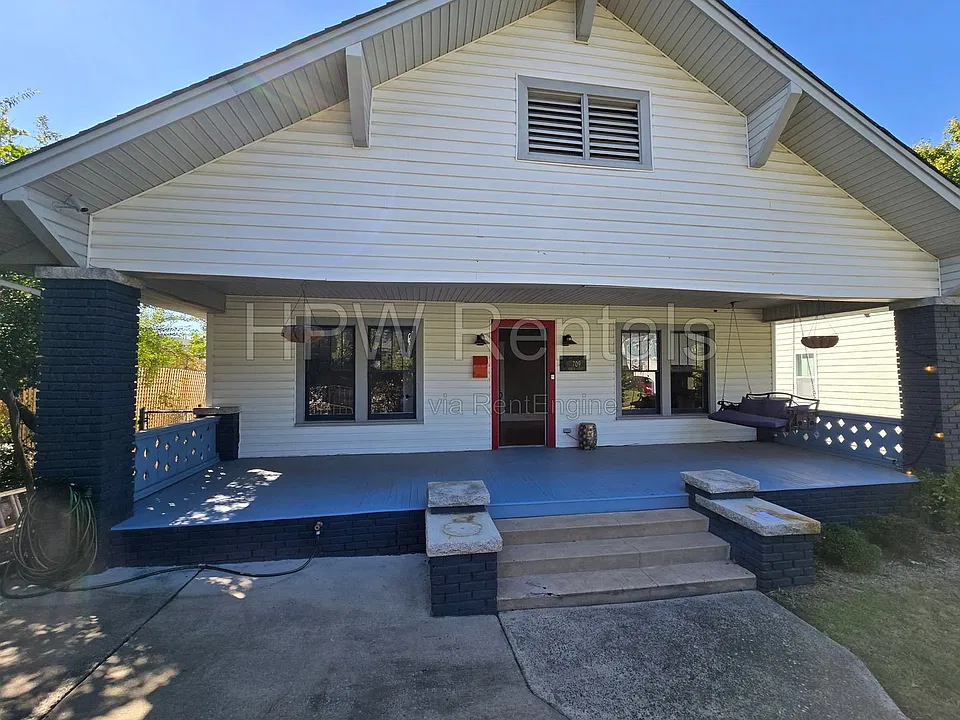 709 North St